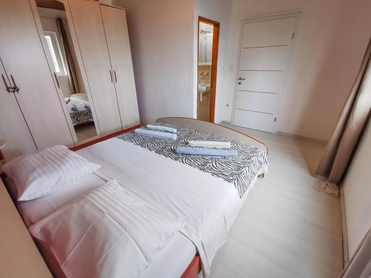 Turina Apartments Makarska Kültér fotó